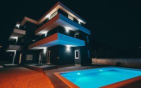 Central Villa Anna